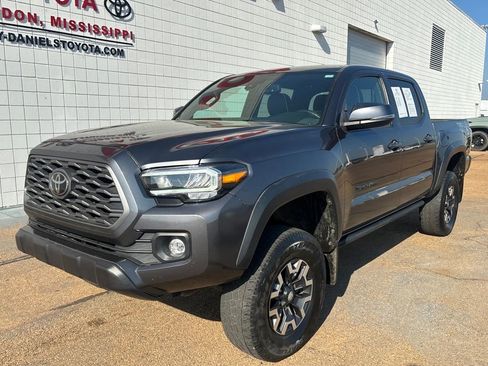 Used 2021 Toyota Tacoma TRD Off-Road w/ Technology Package image 1