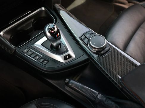 Used 2015 BMW M4 Coupe RWD image 39