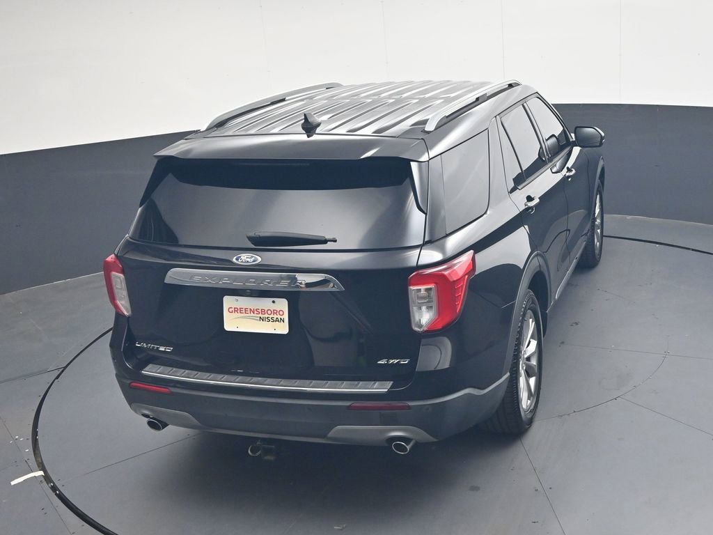 Used 2021 Ford Explorer Limited w/ Equipment Group 301A AWD/4WD image 34