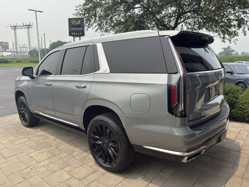 Used 2024 Cadillac Escalade Premium Luxury w/ Performance Package AWD/4WD image 5