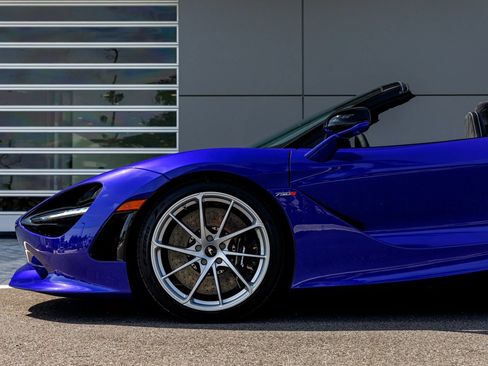 New 2026 McLaren 750S Spider RWD image 19