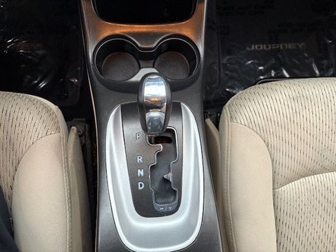 Used 2016 Dodge Journey SXT w/ Comfort/Convenience Group image 25