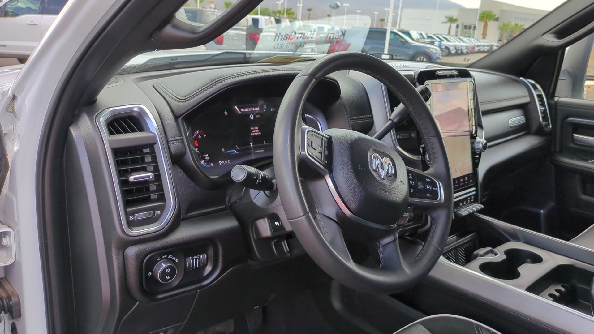 Used 2025 RAM 2500 Laramie AWD/4WD image 14