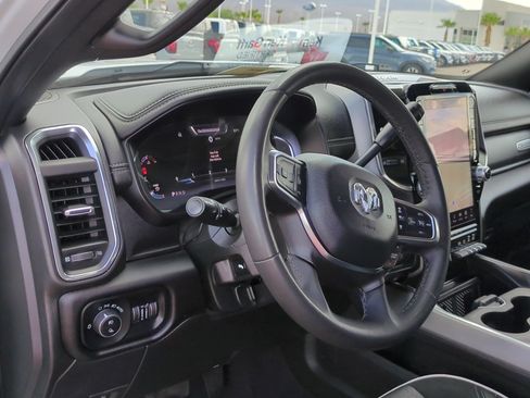 Used 2025 RAM 2500 Laramie AWD/4WD image 14