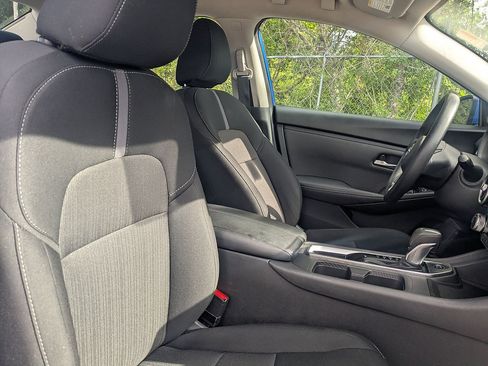 Used 2024 Nissan Sentra SV FWD image 35