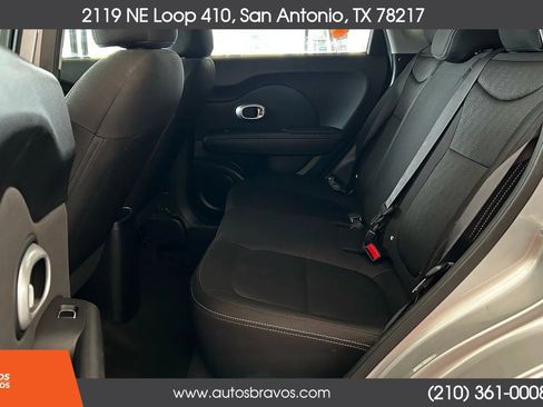 Used 2018 Kia Soul FWD image 50