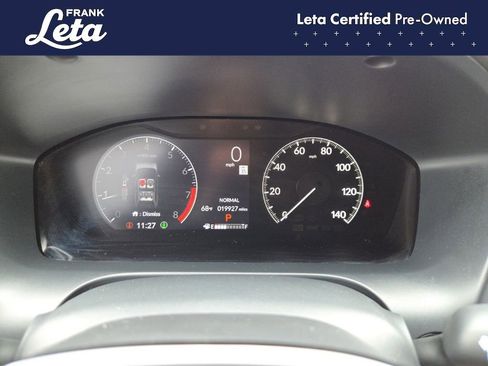 Used 2025 Honda HR-V Sport image 15