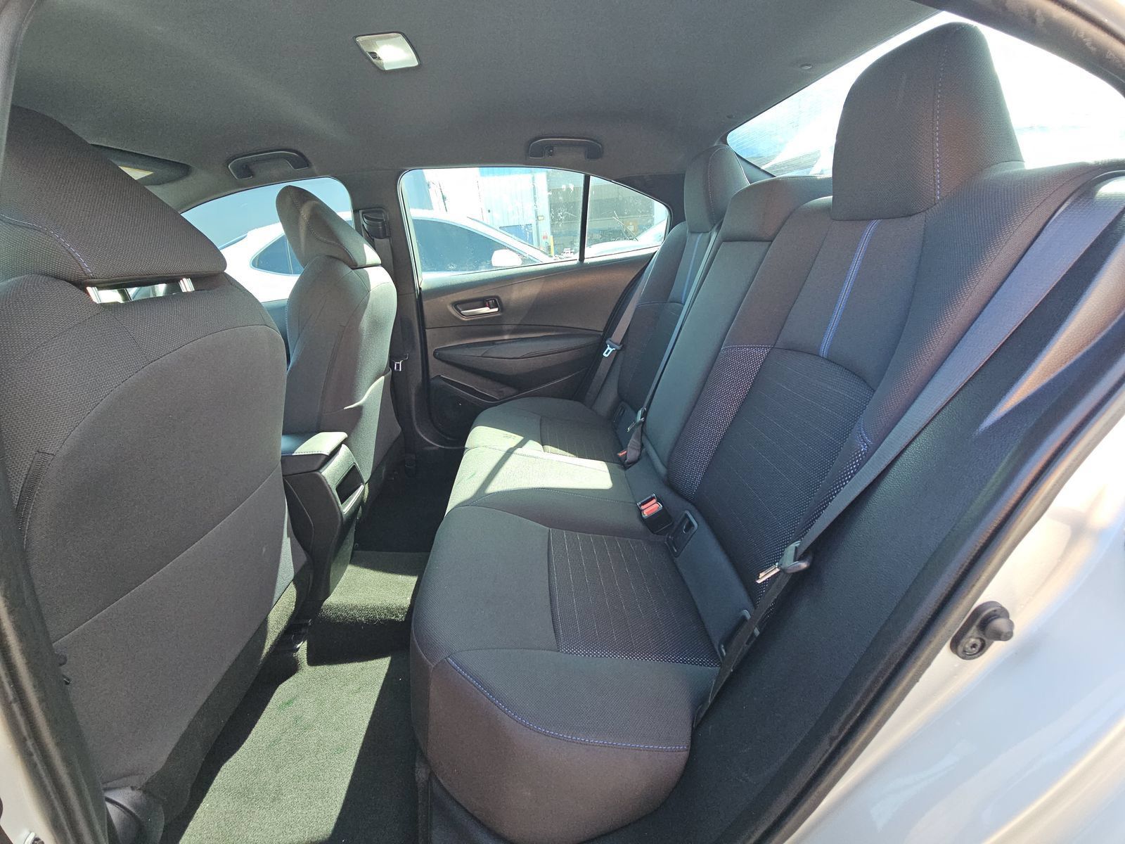 Used 2020 Toyota Corolla SE FWD image 6
