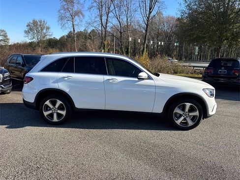 Used 2022 Mercedes-Benz GLC 300 w/ Premium Package Lite image 8