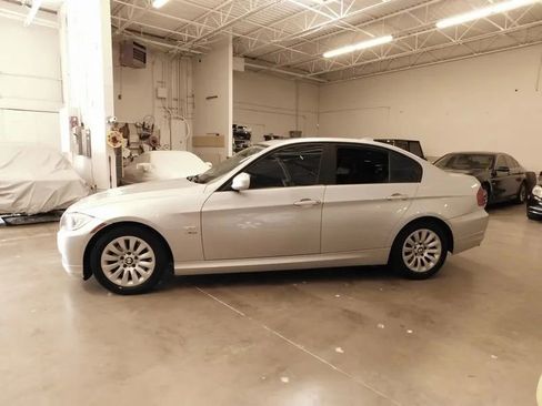 Used 2009 BMW 328i xDrive 328i xDrive Sedan 4D image 7