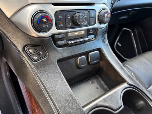 Used 2015 GMC Yukon SLT w/ Open Road Package image 37