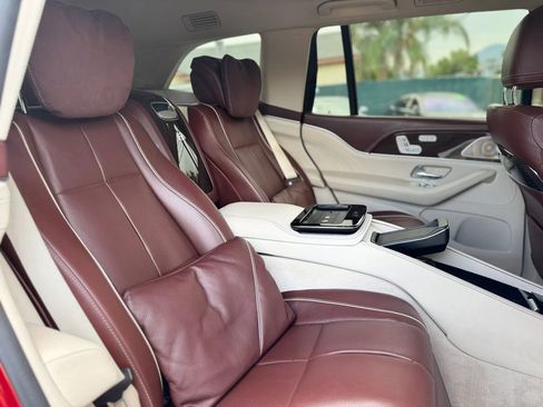 Used 2021 Mercedes-Benz Maybach GLS 600 4MATIC image 14