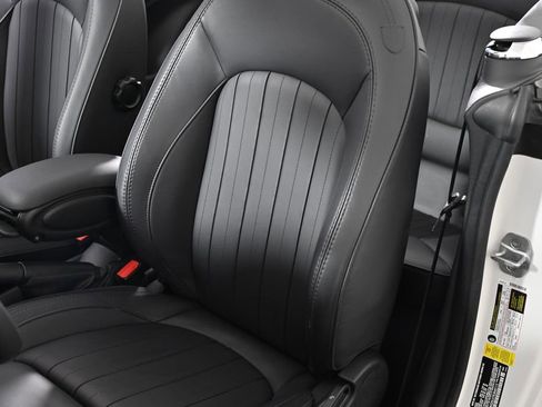 Used 2024 MINI Cooper S w/ Seaside Edition FWD image 26