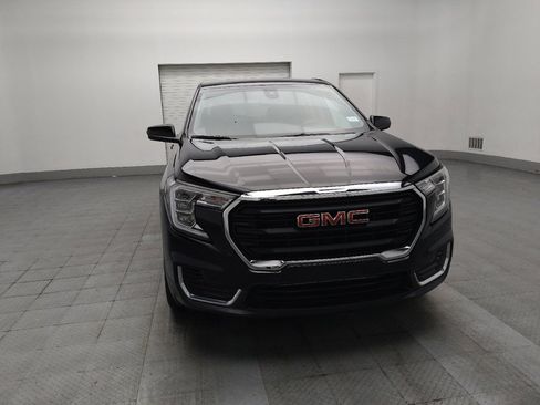 Used 2024 GMC Terrain SLE FWD image 14