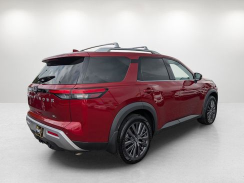 Used 2022 Nissan Pathfinder SL w/ SL Premium Package image 5