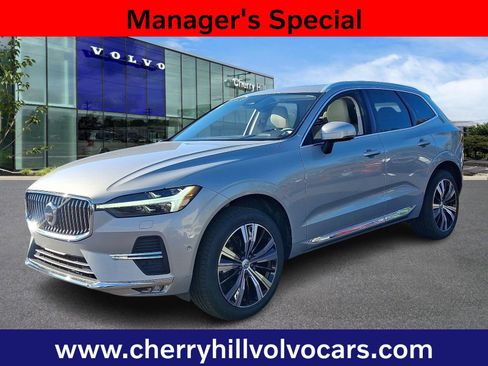 Certified 2023 Volvo XC60 B5 Plus w/ Climate Package image 3