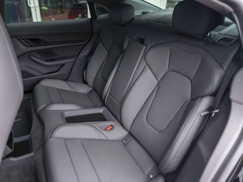 Used 2022 Porsche Taycan GTS AWD/4WD image 36