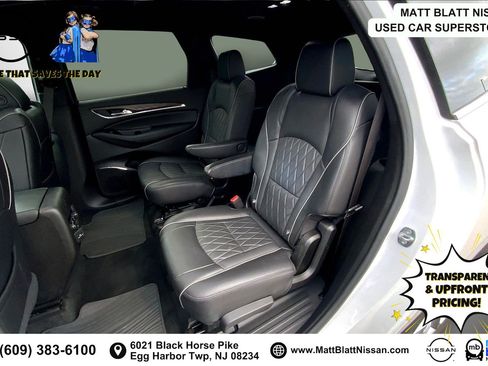 Used 2023 Buick Enclave Avenir AWD/4WD image 24