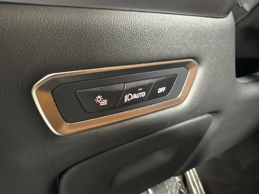 Certified 2026 BMW X7 xDrive40i AWD/4WD image 28