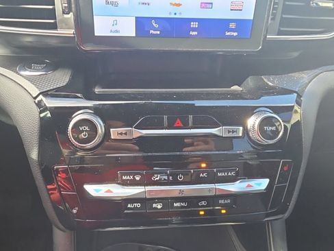 Used 2022 Ford Explorer ST AWD/4WD image 18