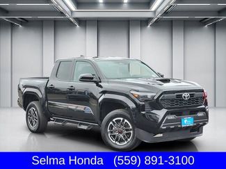Used 2024 Toyota Tacoma TRD Sport video 1