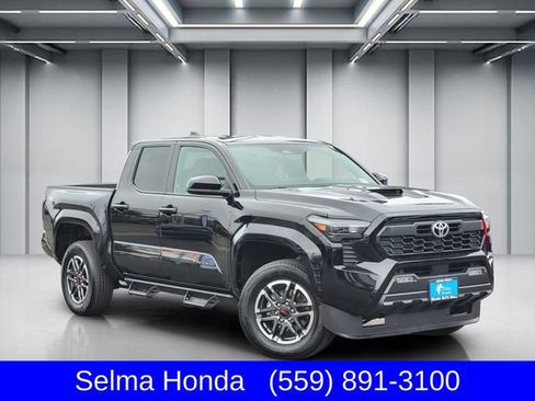 Used 2024 Toyota Tacoma TRD Sport image 1