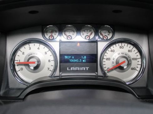 Used 2010 Ford F150 Lariat image 22
