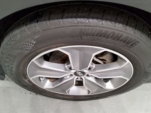 Used 2016 Hyundai Santa Fe SE AWD/4WD image 33