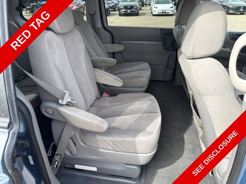 Used 2009 Kia Sedona LX FWD image 11