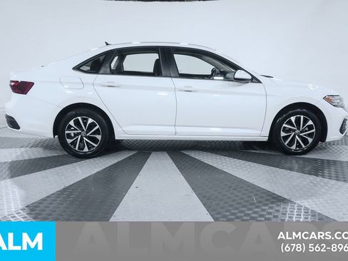Used 2024 Volkswagen Jetta S FWD image 8