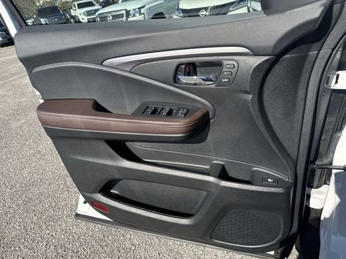 Used 2024 Honda Ridgeline RTL image 25