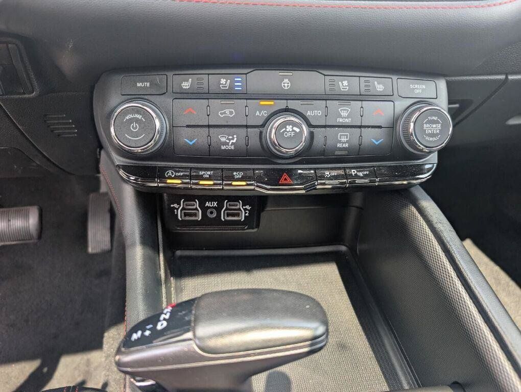 Used 2024 Dodge Durango GT AWD/4WD image 31