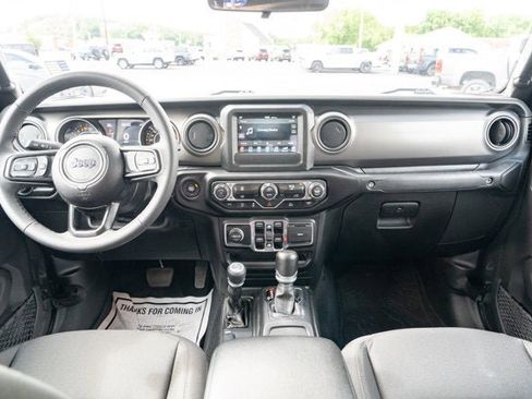 Certified 2023 Jeep Gladiator Sport AWD/4WD image 29