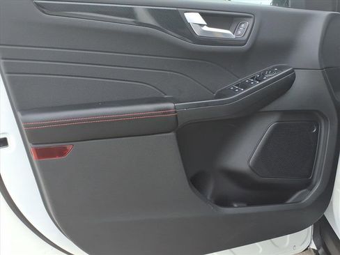 Used 2024 Ford Escape ST-Line w/ Tech Pack #1 image 21