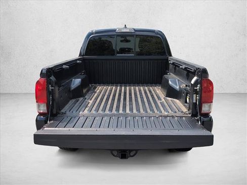 Used 2016 Toyota Tacoma TRD Sport w/ Towing Package AWD/4WD image 7