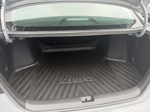 Used 2025 Honda Accord Touring image 8