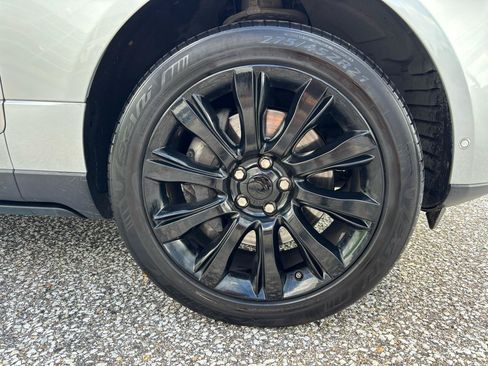 Used 2014 Land Rover Range Rover Supercharged AWD/4WD image 33