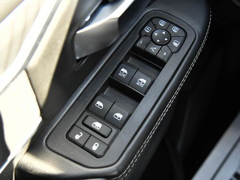 Used 2025 RAM 2500 Big Horn image 34