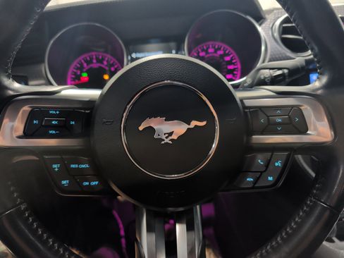 Used 2020 Ford Mustang GT Premium w/ GT Performance Package RWD image 9