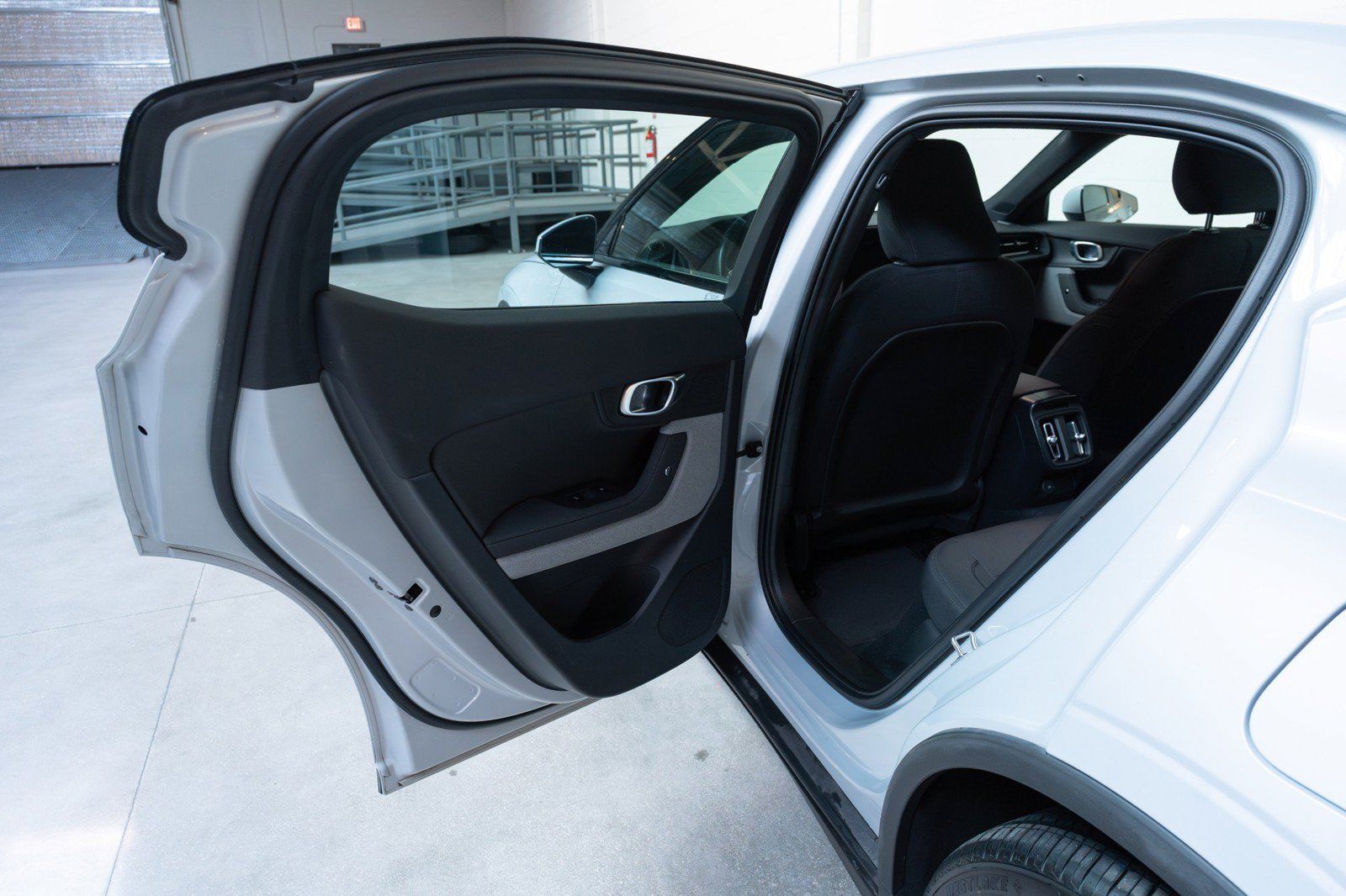Used 2023 Polestar Polestar 2 AWD/4WD image 20