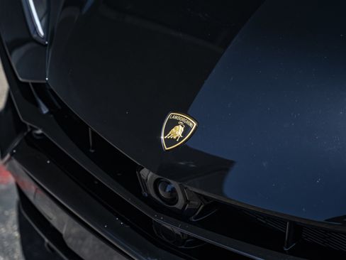 Used 2025 Lamborghini Urus SE AWD/4WD image 15
