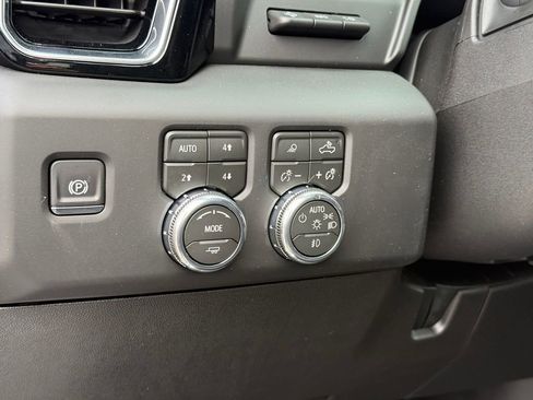 New 2026 GMC Sierra 2500 Denali w/ Denali Reserve Package image 15