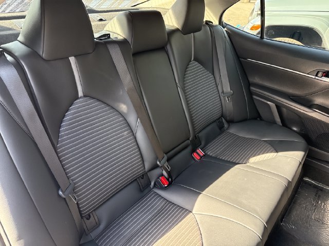 Used 2023 Toyota Camry SE FWD image 21