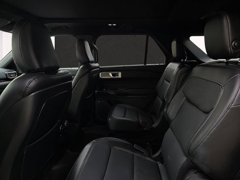 Used 2020 Ford Explorer Limited w/ Class III Trailer Tow Package RWD image 10