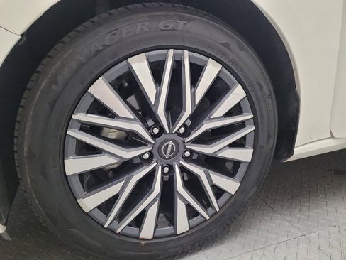 Used 2025 Nissan Altima 2.5 SV FWD image 31