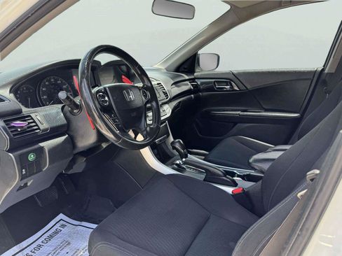 Used 2013 Honda Accord Sport image 22