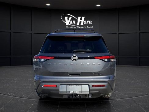 New 2026 Nissan Pathfinder Platinum image 33