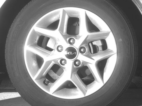 Used 2025 Kia Soul LX w/ LX Technology Package FWD image 13