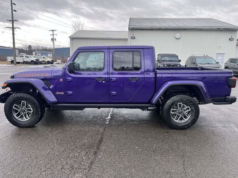 New 2026 Jeep Gladiator Mojave image 4