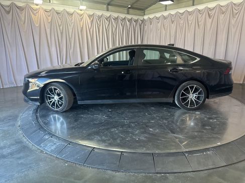 Used 2023 Honda Accord Sport image 7